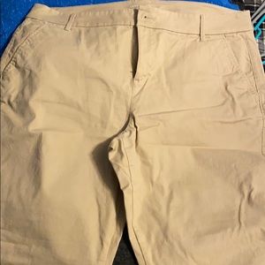 Skinny khaki pants